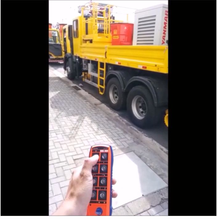 Aplicação de controle Quadrix em caminhão de manutenção ferroviária